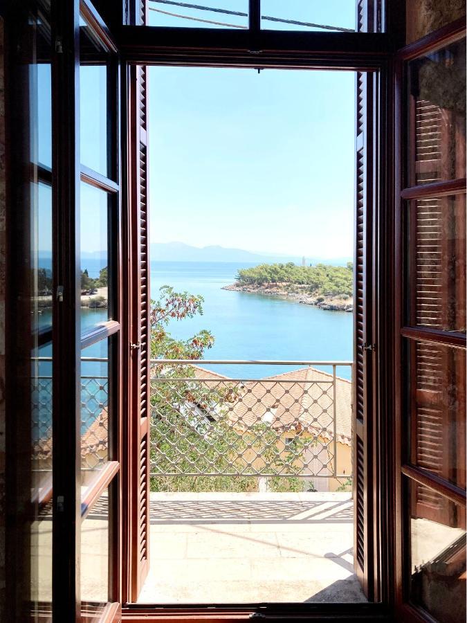 Gytheio Retreat, Panoramic Sea View Apartment Экстерьер фото